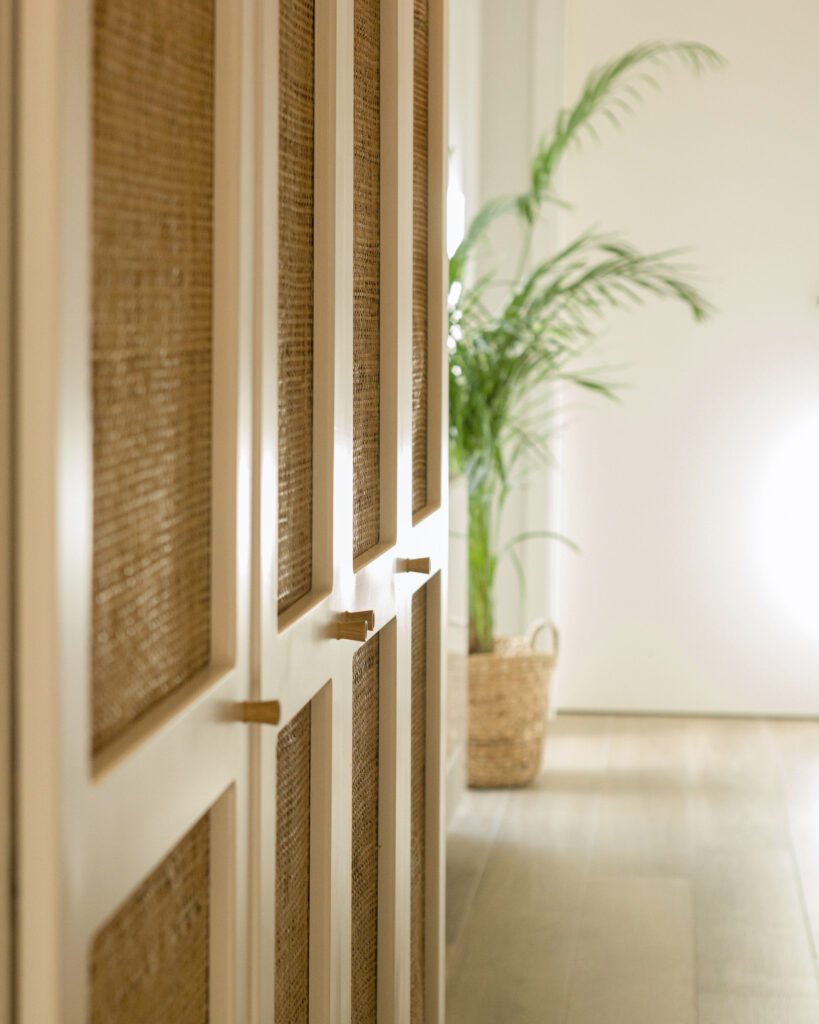 Residential,Expansion,New built Renovation,Interior Architecture,Architecture,Renovation Interior Architecture,Stone,wood,cottage,country style,πέτρα,λιθοδομή,ξύλο,ανακαίνιση,αποκατάσταση,πετρόχτιστο,παραδοσιακή αρχιτεκτονική,μοντέρνα κατοικία,Λακωνία,Skala Lakonia,ενιαία κατοικία,διπλός όγκος,σύνθεση Τ,country ύφος,φυσικά υλικά,ανακαίνιση κατοικίας,διαχρονικός σχεδιασμός,ξύλινη στέγη,επαναχρησιμοποίηση υλικών,λειτουργική οργάνωση,σχεδιασμός κατοικίας,προσανατολισμός κτιρίου,καθιστικό με island,συνδυασμός παλιού και νέου,πέτρινη κατασκευή,παραδοσιακά υλικά,interior design,stone house,vintage πλακάκια,κουζίνα με τουβλάκια,εμφανή ξύλα,ανακαίνιση με σεβασμό,T-HOUSE,House